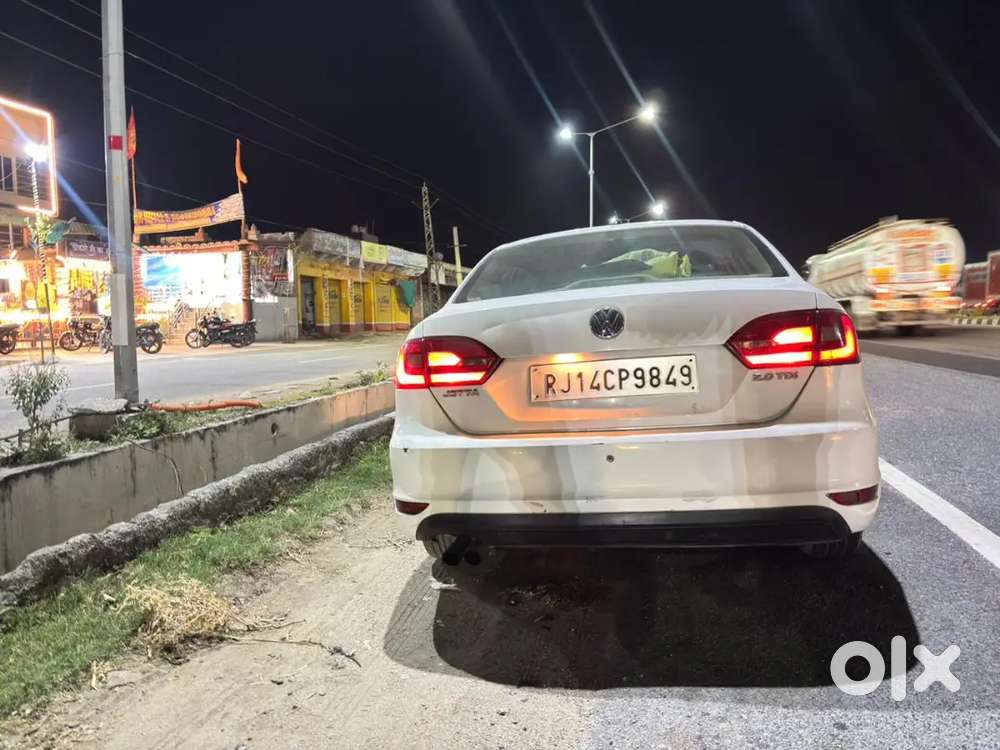 Volkswagen Jetta 2012 Diesel 98000 Km Driven