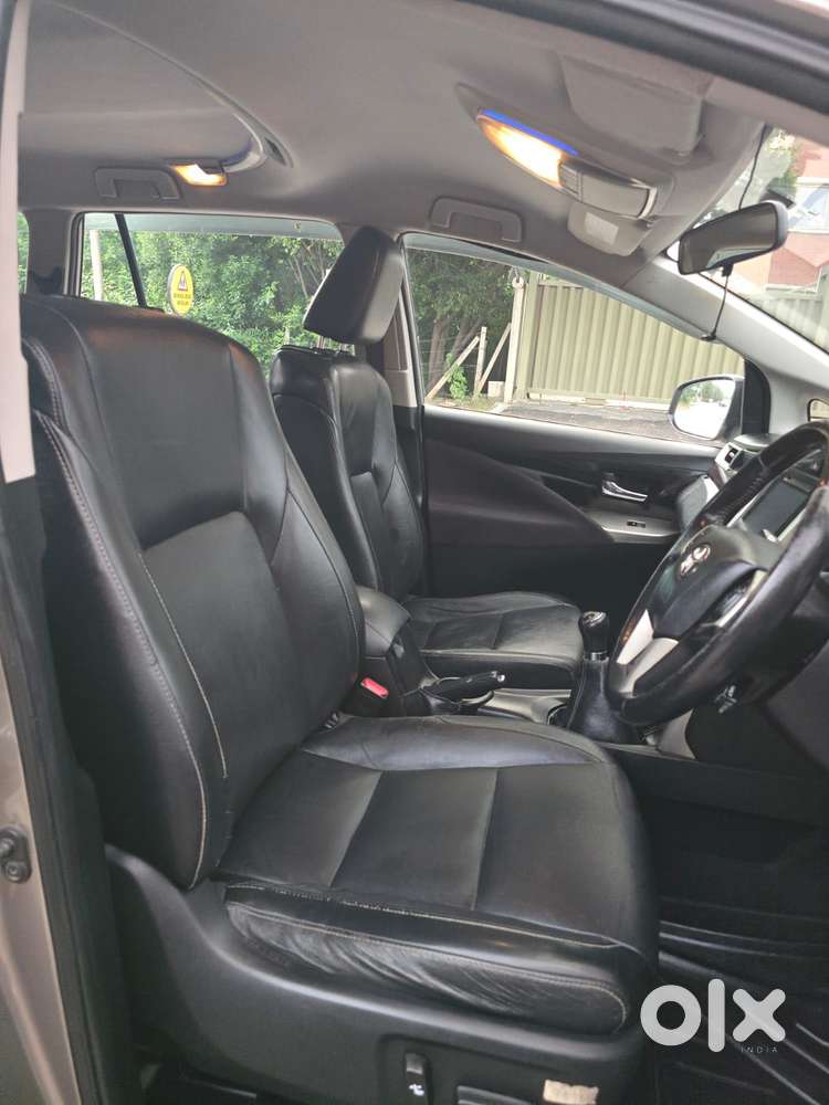 Toyota Innova Crysta 2.4 Zx Mt, 2016, Diesel