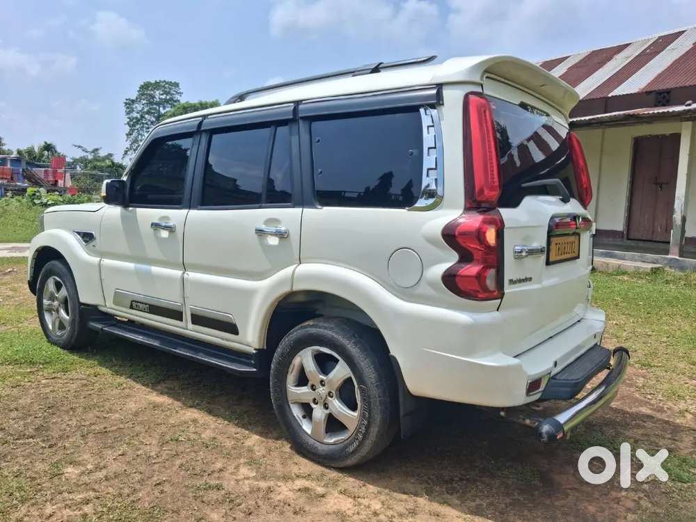 Mahindra Scorpio Classic 2020