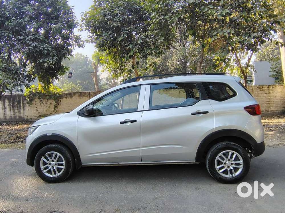 Renault Triber Rxl, 2022, Petrol