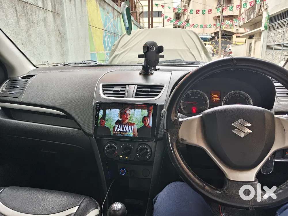 Maruti Suzuki Swift Petrol 2013