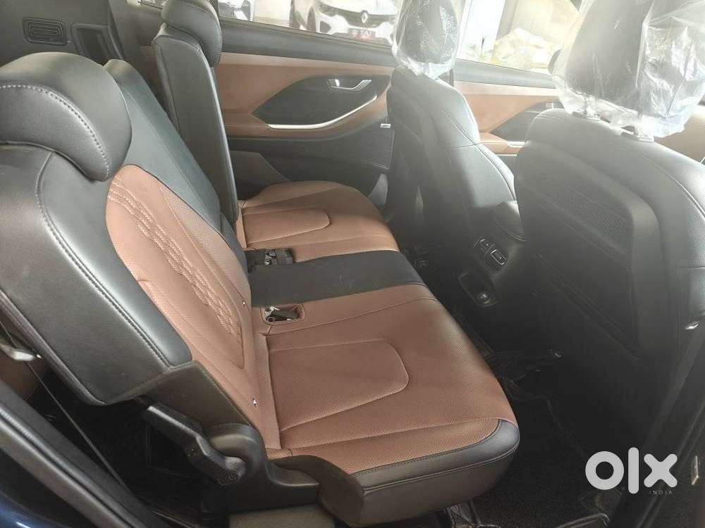 Hyundai Alcazar Platinum, 2024, Petrol