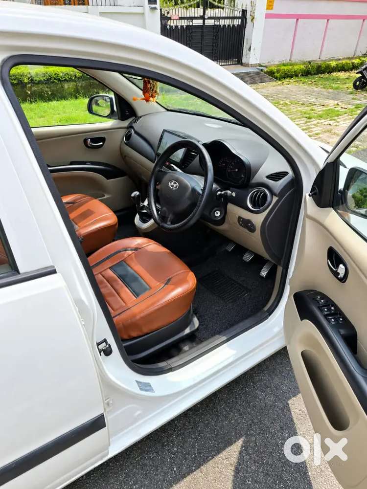 Hyundai I10 Sportz Petrol 2015