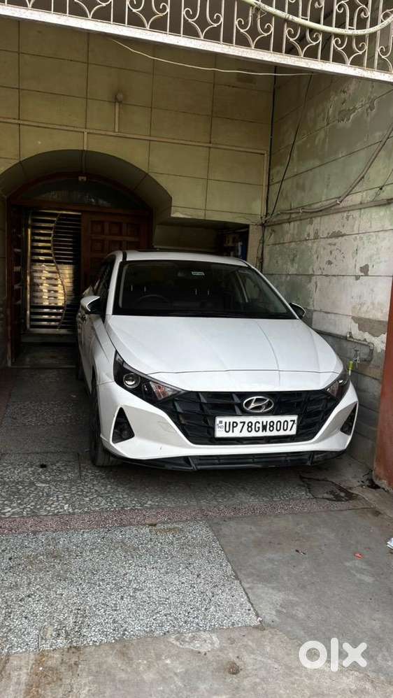 I20-2022-1st Owner-best Condition-21000 Kms Only