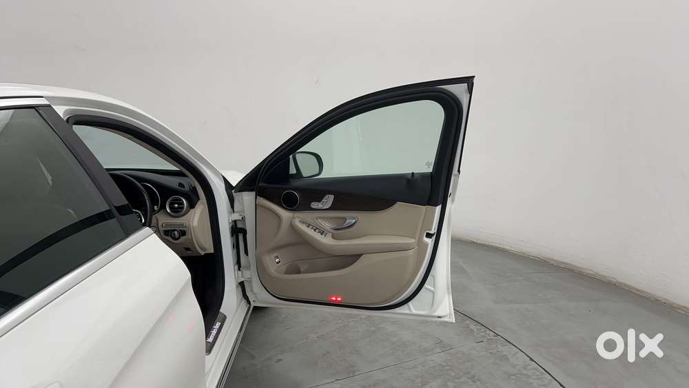 Mercedes-benz C-class C 200 Progressive, 2020, Petrol