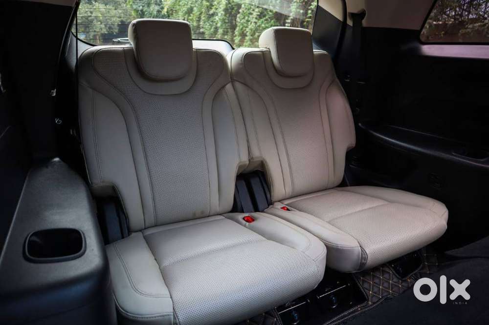 Mahindra Xuv700 2.2 Ax 7 Diesel At Str, 2024, Diesel