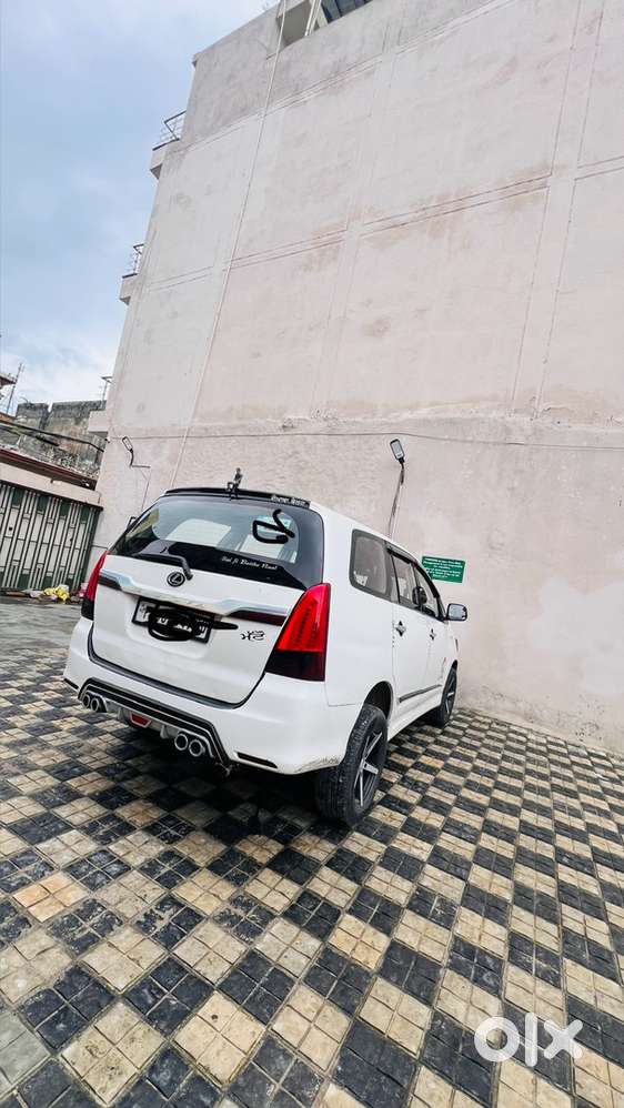 Toyota Innova Diesel 2015