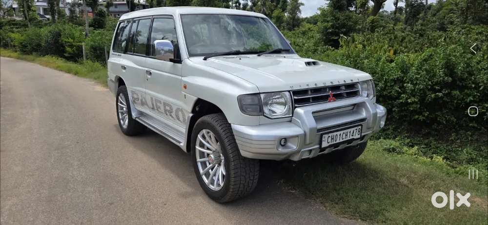 Mitsubishi Pajero 2012 Diesel 111000 Km Driven