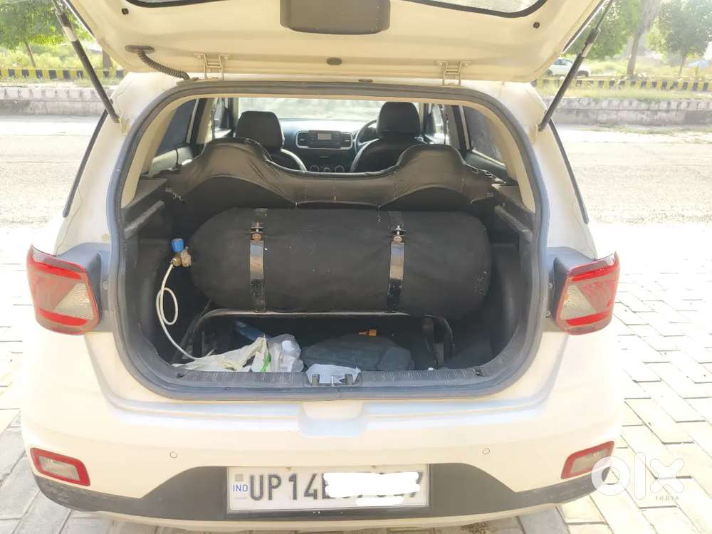 Hyundai Venue 2021 Cng & Hybrids 56000 Km Driven