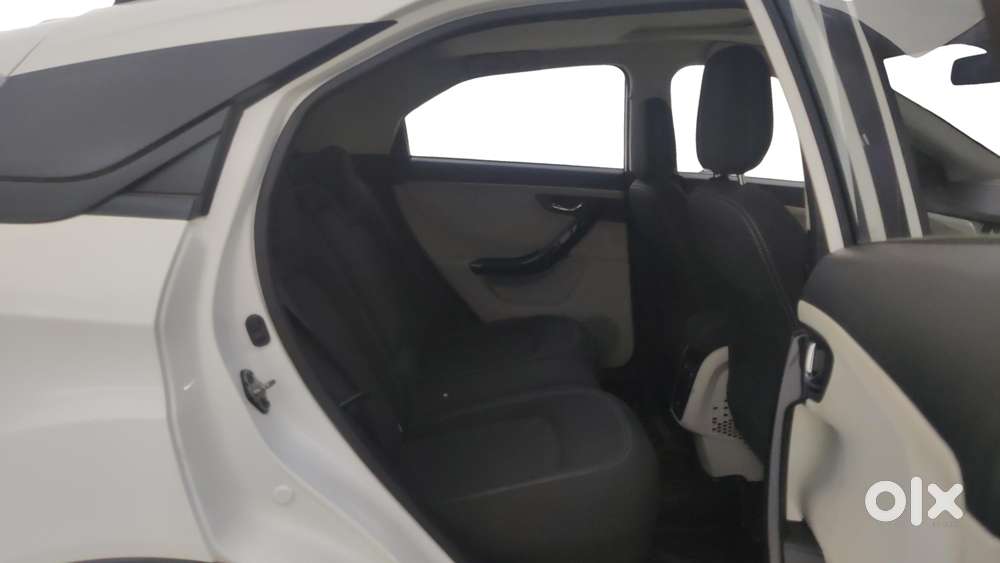 Tata Nexon 1.2 Revotron Xza Plus, 2022, Petrol