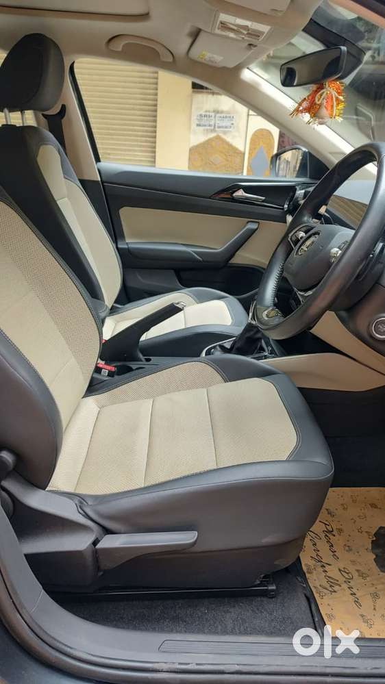 Skoda Slavia 1.0 Tsi Style At, 2022, Petrol
