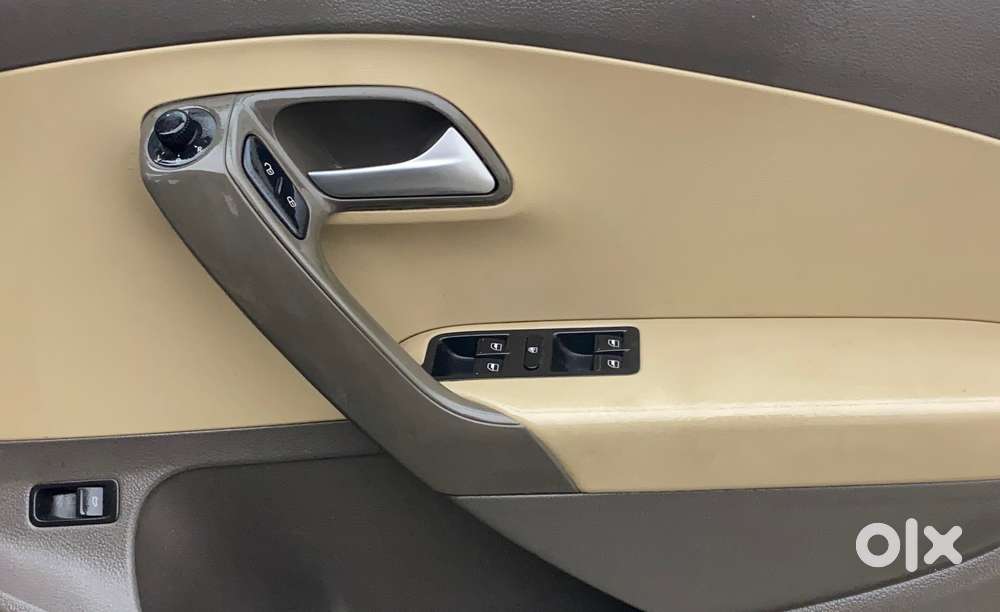 Volkswagen Vento 2013-2015 1.6 Highline, 2016, Petrol