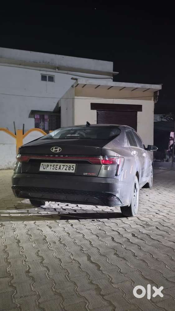 Hyundai Verna 1.5 Sx (o) Turbo Petrol Dct Dual Tone, 2023, Petrol