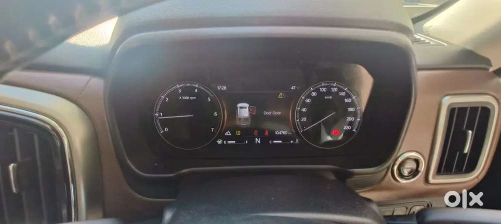 Scorpio N Z8 Automatic 4wd Top Model