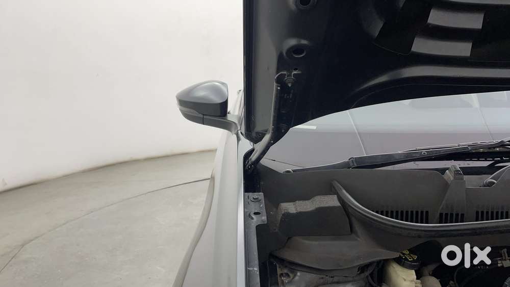 Volkswagen Taigun Topline 1.0 Tsi Mt (electric Seats), 2022, Petrol