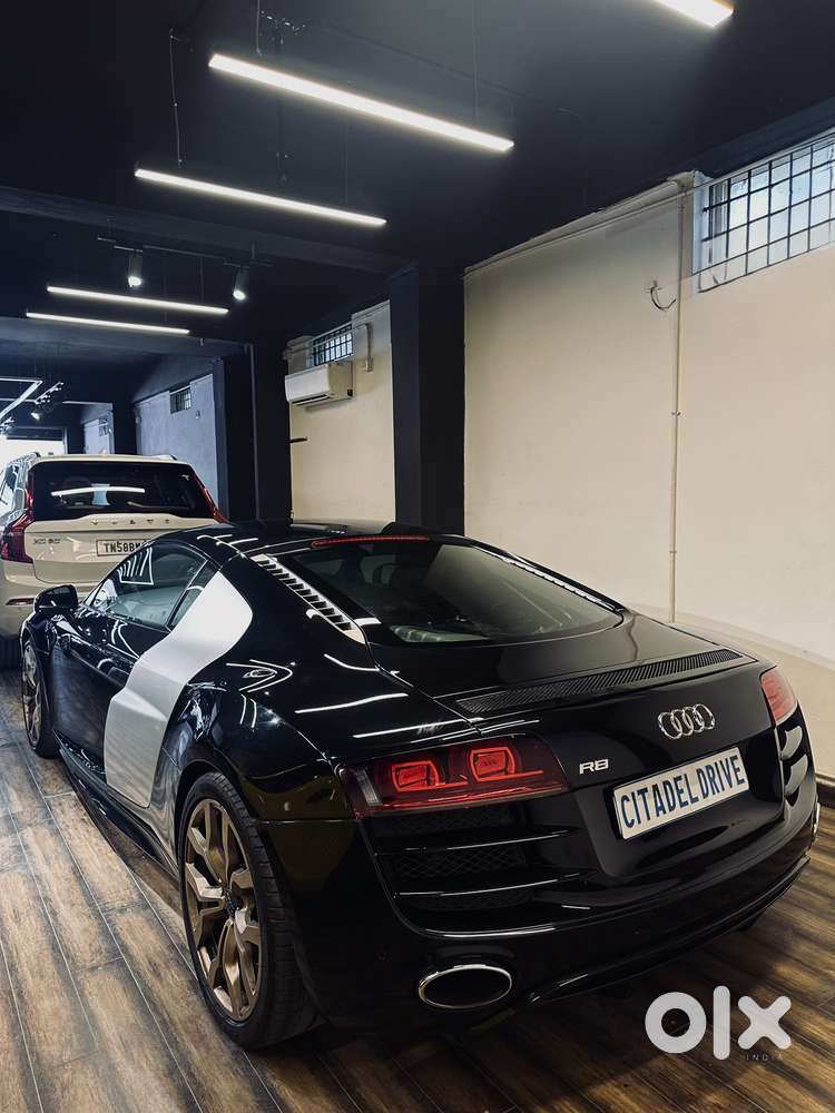 Audi R8 5.2 V10 Spyder, 2011, Petrol