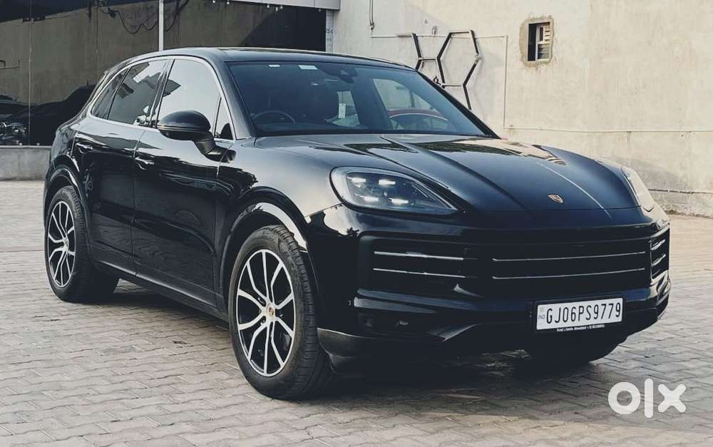 Porsche Cayenne Turbo S, 2024, Petrol