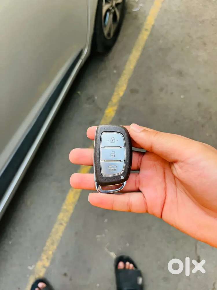 My Car Very Smooth Engen Push Button Start All Features Are Working