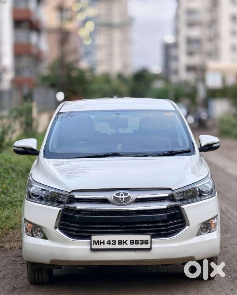 Toyota Innova Crysta 2.4 V 8 Str, 2017, Diesel