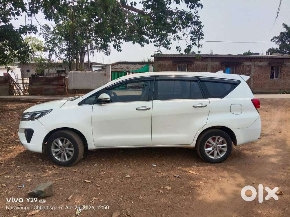 Toyota Innova Crysta
