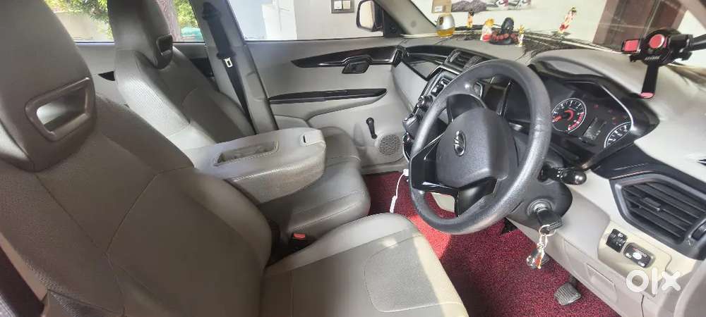 Mahindra Kuv 100 2017 Petrol/cng Only 32000 Km Driven
