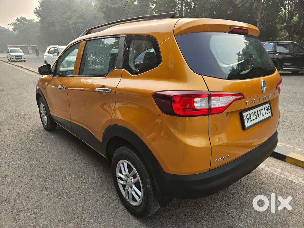 Renault Triber Rxt, 2022, Petrol