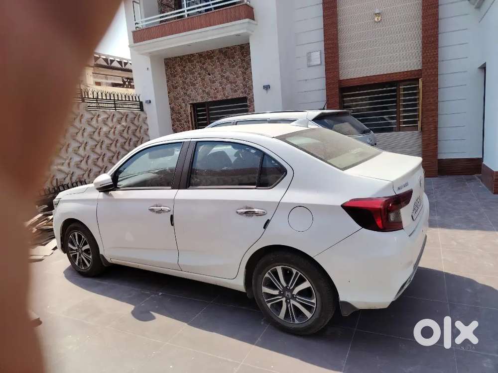 New Car No Accident