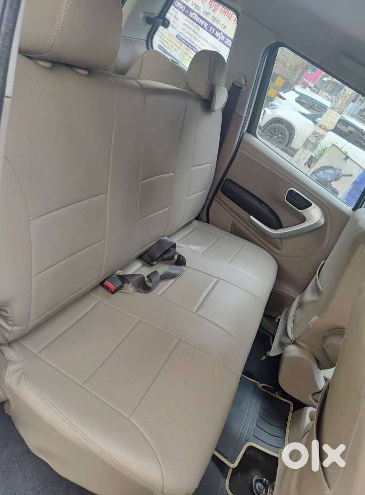 Mahindra Tuv 300 Mhawk100 T8, 2016, Diesel