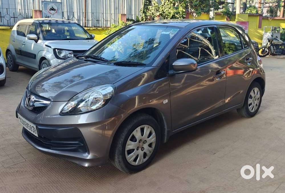 Honda Brio V Mt, 2013, Petrol