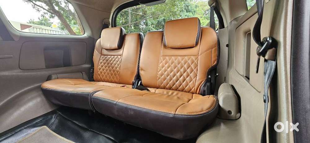 Toyota Innova 2.5 V 8 Str, 2015, Diesel