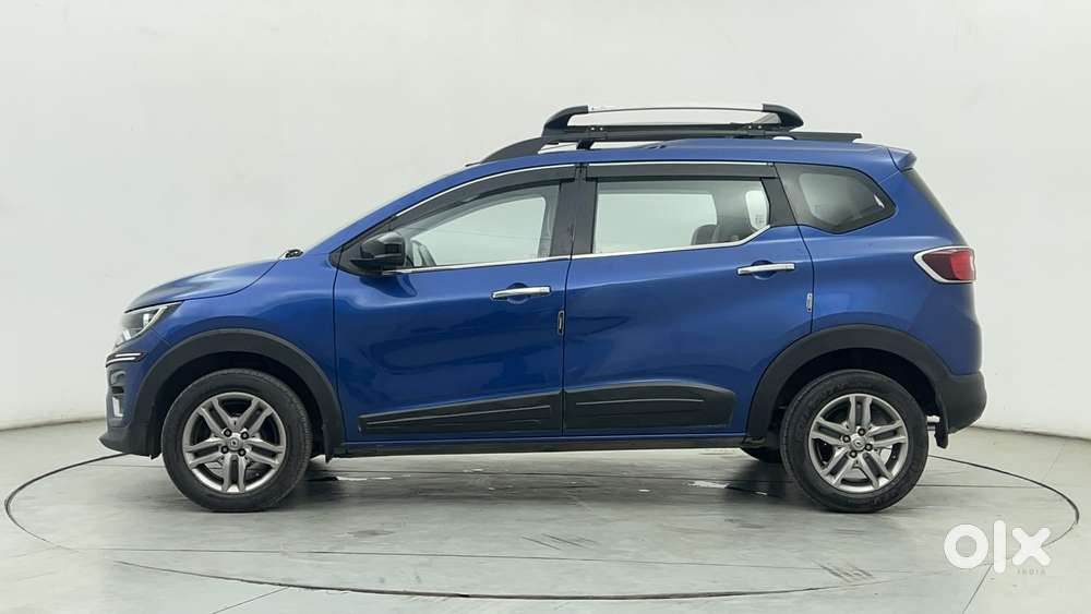 Renault Triber Rxz, 2023, Petrol