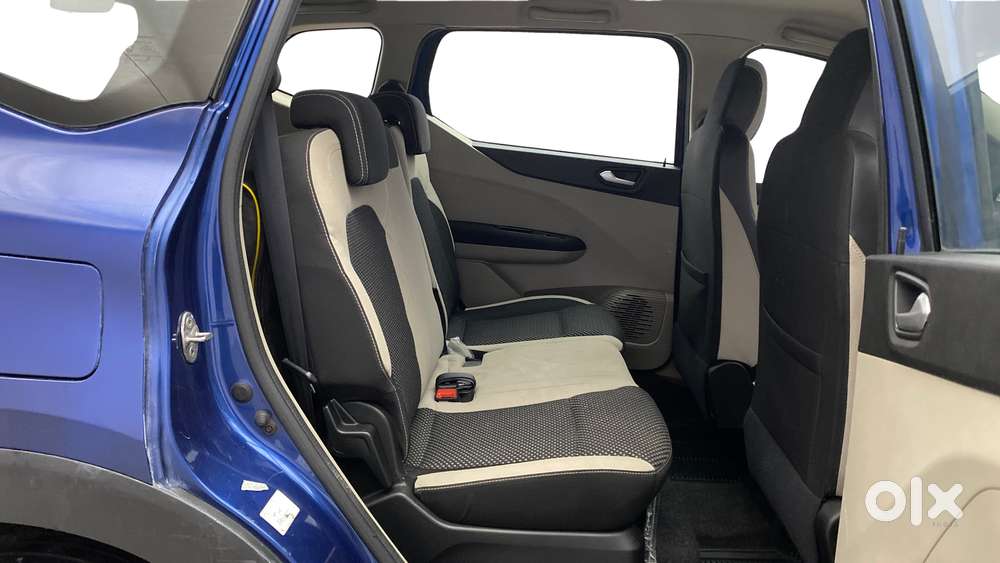 Renault Triber Rxz, 2019, Petrol