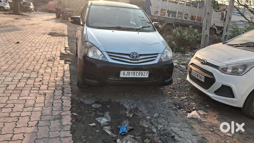 Toyota Innova Hycross 2010 Diesel Manual