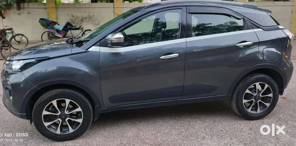 Tata Nexon 2020 Diesel 74000 Km Driven Amt