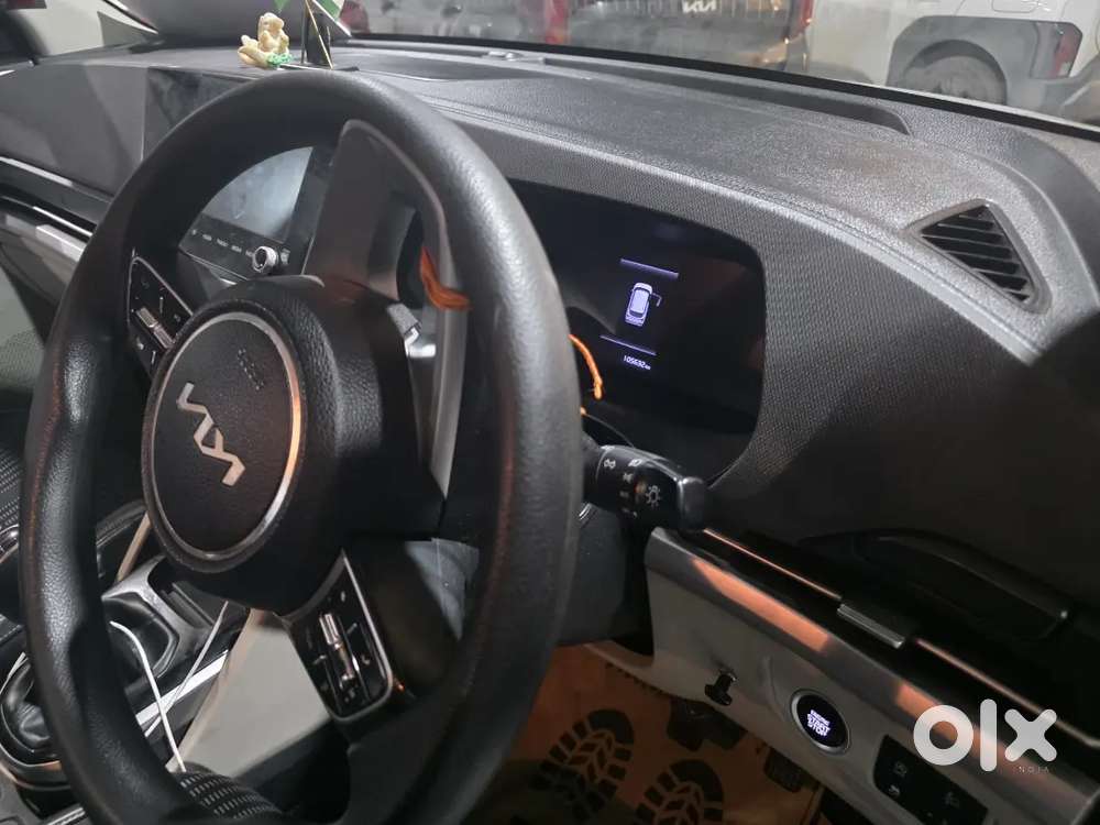 Kia Carens Prestige 2023