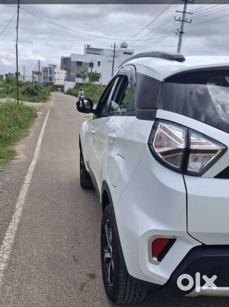 Tata Nexon 1.2 Revotron Xz Plus, 2023, Petrol