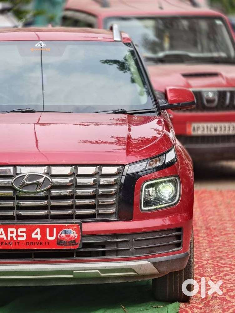 Hyundai Venue S (o) 1.2 Petrol Knight Edition, 2023, Petrol