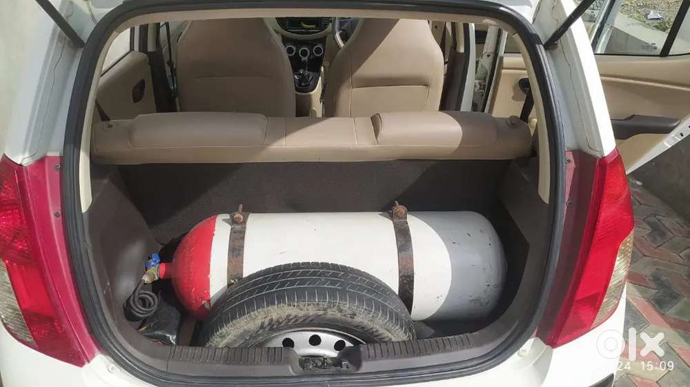 Hyundai I10 2010 Car