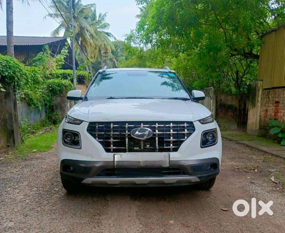 Well-maintained 2019 Hyundai Venue 1.0l Turbo Petrol Dct Automatic Ava