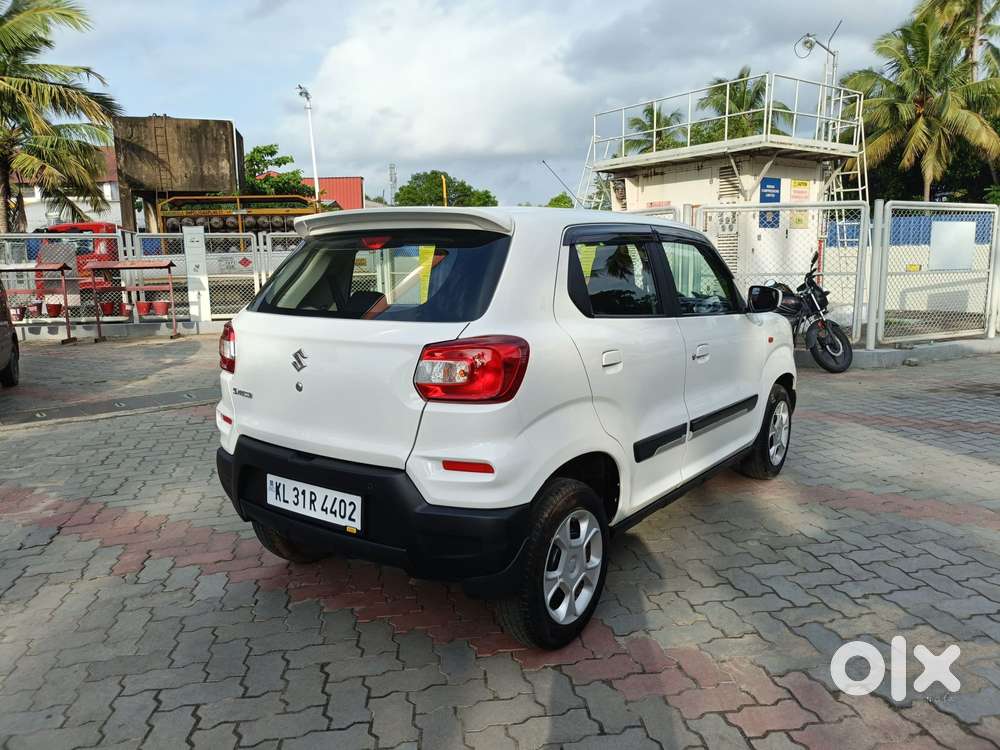 Maruti Suzuki S-presso Vxi Plus, 2022, Petrol