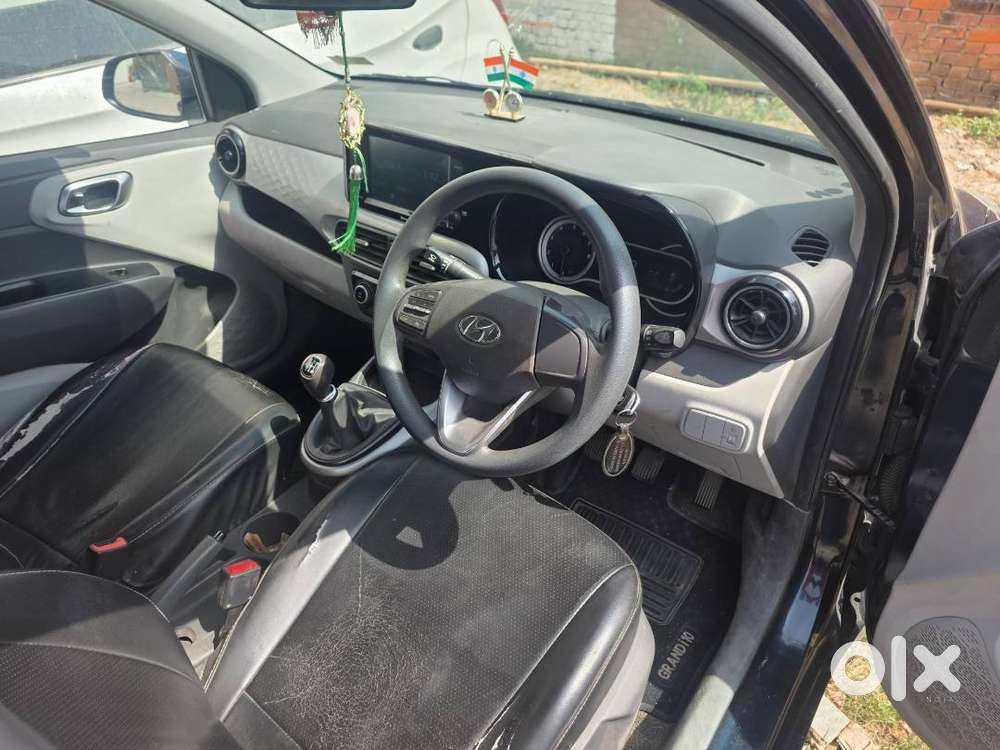 Hyundai Nios, July'2022, 33,000/- Kms