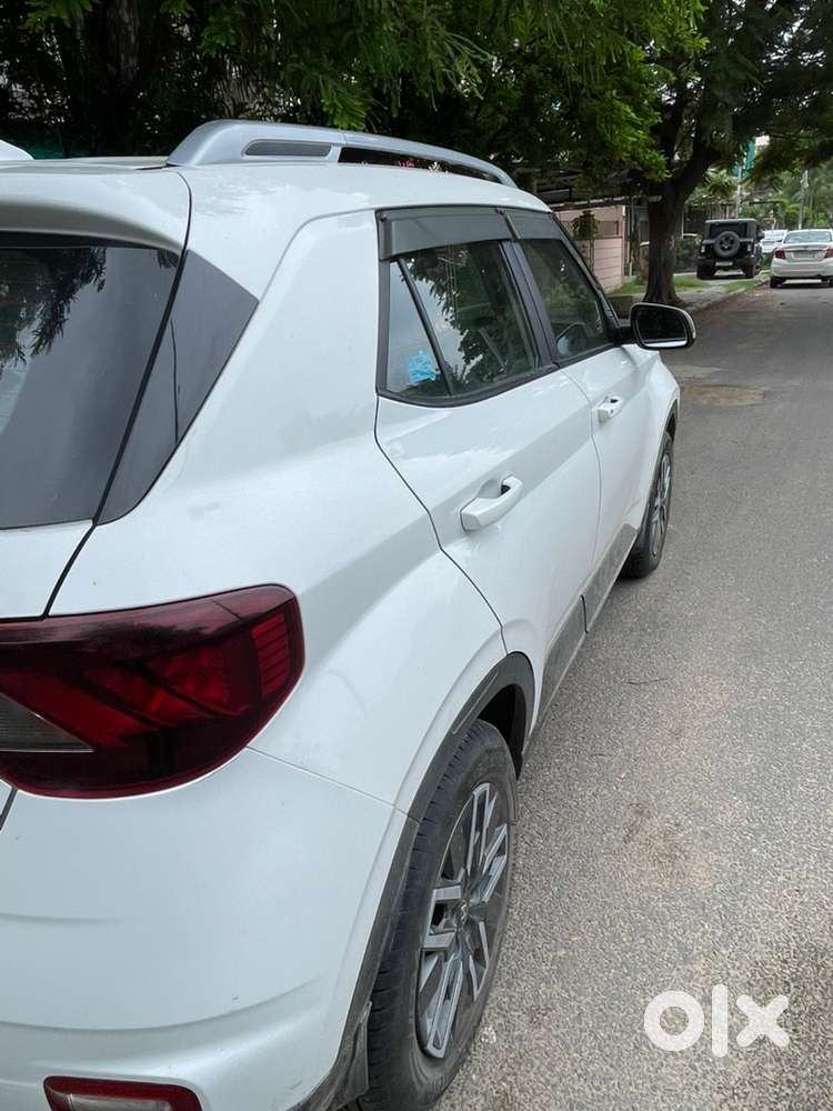 Hyundai Venue Diesel 2021