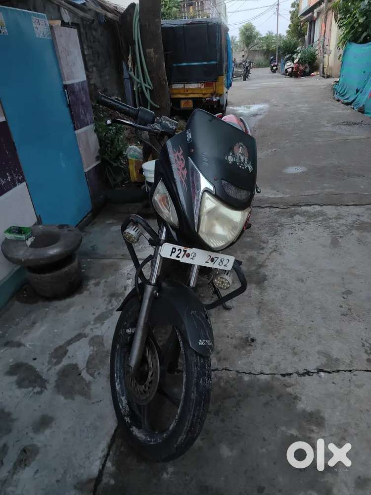 Hero Honda CBZ Gold 2010