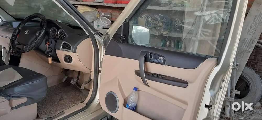 Tata Safari Storme 2014