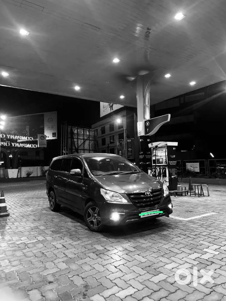 Toyota Innova Diesel 2012