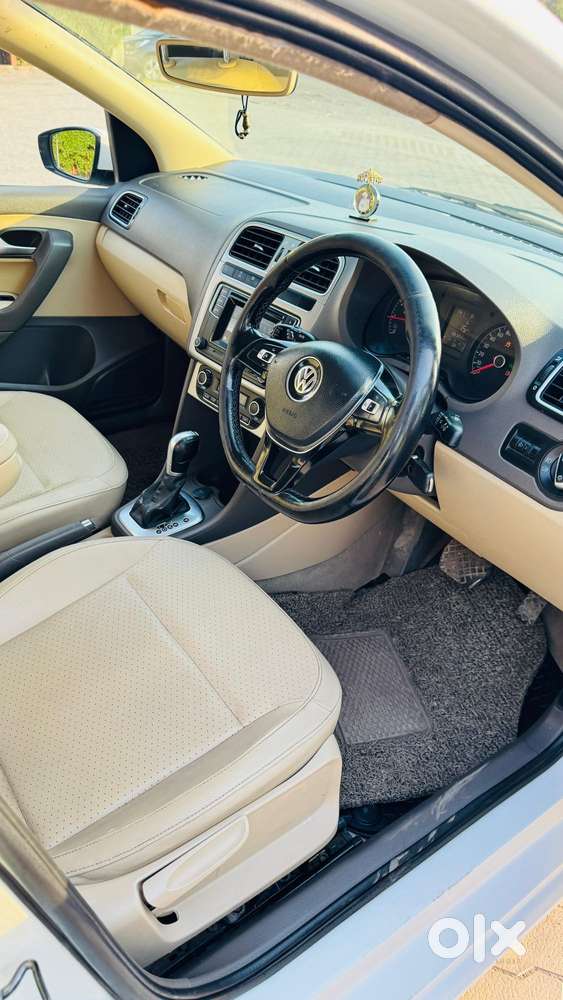 Volkswagen Vento 1.2 Tsi Highline Plus At, 2017, Petrol