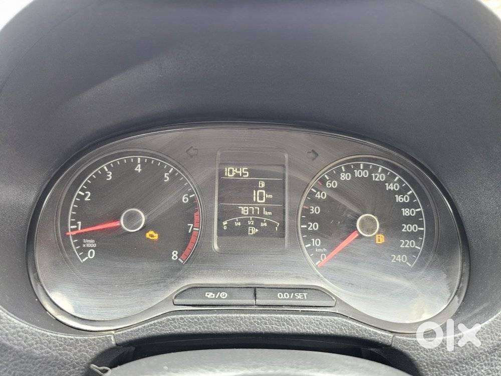 Volkswagen Polo 1.0 Comfortline Plus, 2016, Cng & Hybrids