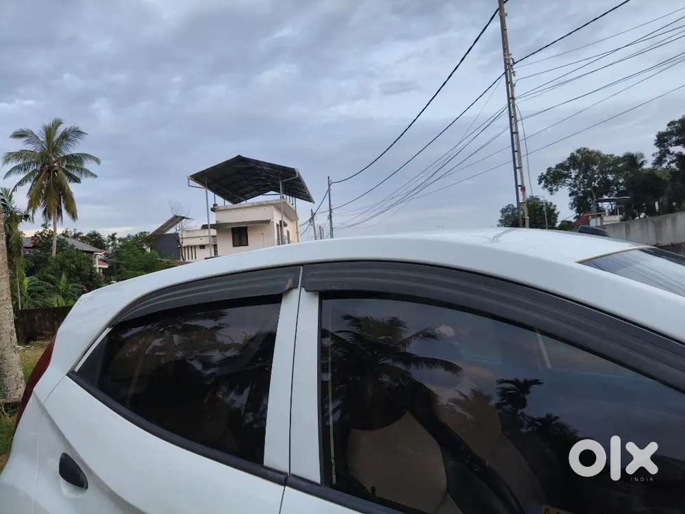 Hyundai Eon 2016