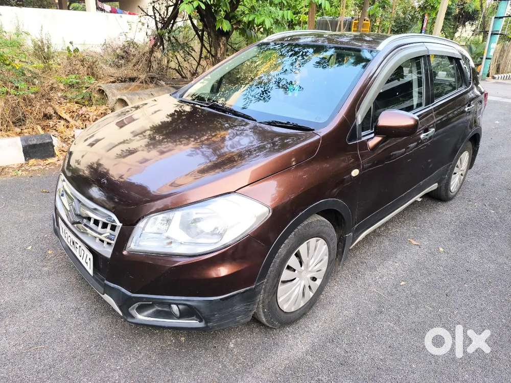 Maruti Suzuki S-cross 2016 Diesel Well Maintained