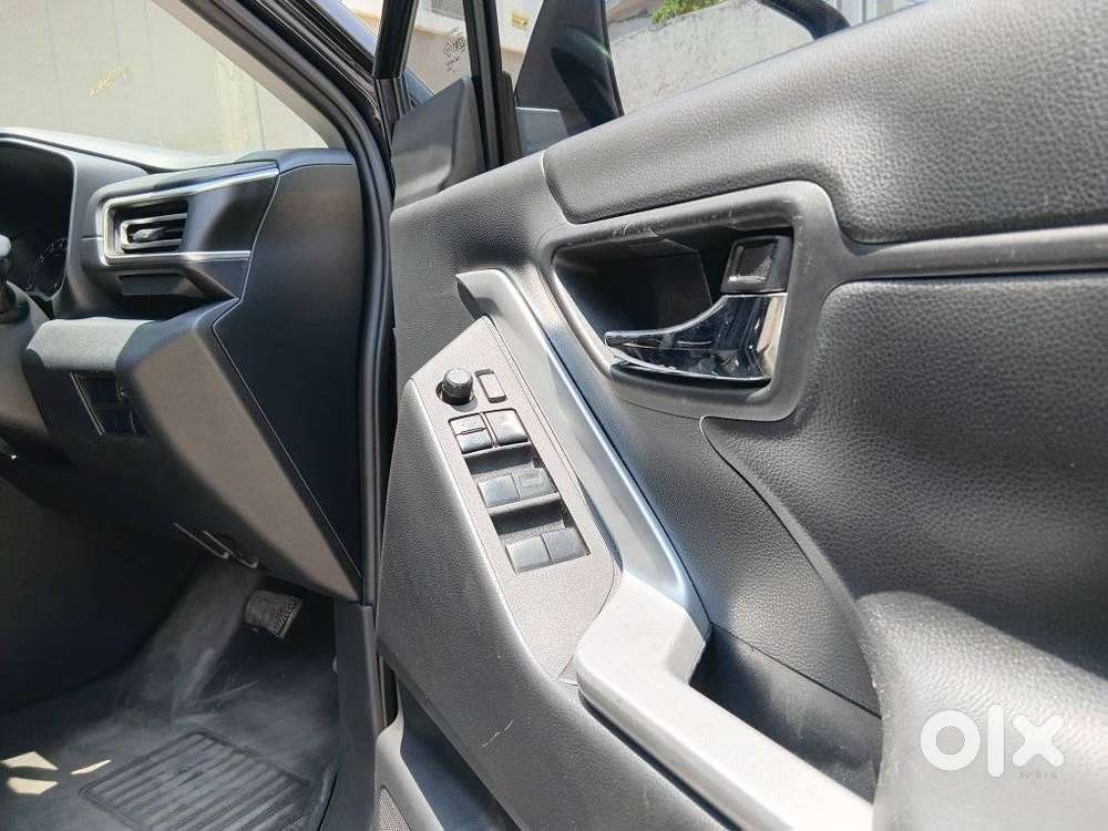 Toyota Innova Hycross 2.0 Gx 8 Str, 2024, Petrol